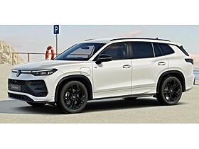 Volkswagen Tayron R-Line 1.5 eHybrid Plug-in-Hybrid DSG | Travel Assist | Park Assist Plus | AHK | Black Style **SOFOR Volkswagen Tayron R-Line 1.5 eHybrid Plug-in-Hybrid DSG | Travel Assist | Park Assist Plus | AHK | Black Style **SOFOR