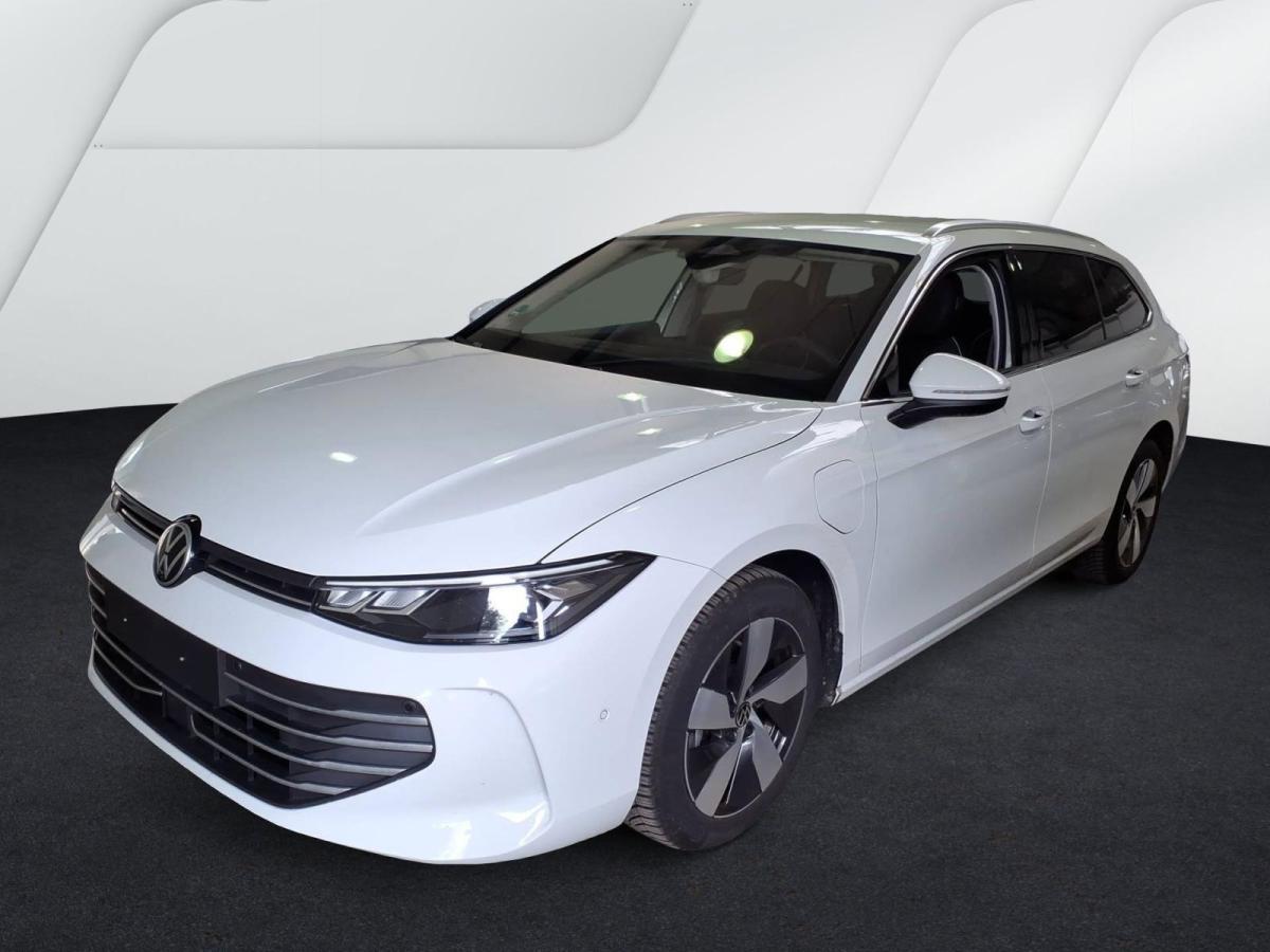 Volkswagen Passat Variant Business 1,5 TSI eHybrid DSG -AHK LED  Massage SHZ HUD Area View CarPlay  IQ.Drive PDC LM bild