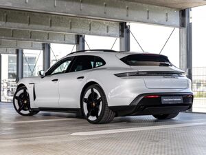 Porsche Taycan GTS Sport Turismo *LAGERAKTION* Beifahrerdisplay, Burmester, ACC,PANO, Head-Up, 360 Grad, HA-Lenkung bild 3
