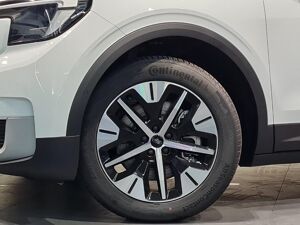 Ford Explorer Select 🔋 BEV  ⚡ 79kWh 💥 Frozen-White  ⚡  Winter-Paket 💥  Traveller-Paket ⚡ Ganzjahresreifen 💥 bild 3