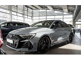 Audi RS3 Limousine Kamera Matrix Pano 280km/h Audi RS3 Limousine Kamera Matrix Pano 280km/h