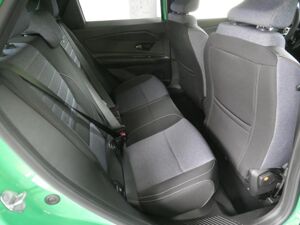Renault R5 TECHNO 150 PS Batterie  52 KW / POP GREEN GJR & WINTER PAKET bild 7