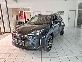 Toyota Yaris Cross Teamplayer inkl. Winter- und Safetypaket Toyota Yaris Cross Teamplayer inkl. Winter- und Safetypaket