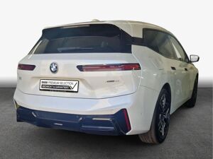 BMW ix iX xDrive45 M-Paket AHK LED H&K Navi bild 2