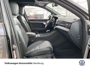 Volkswagen Touareg R-Line 3,0 l V6 TDI SCR 4MOTION 8-Gang-Automatik (Tiptro nic) bild 6