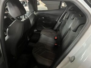 Peugeot 2008 GT Exclusive Hybrid 145 e-DSC6 bild 6