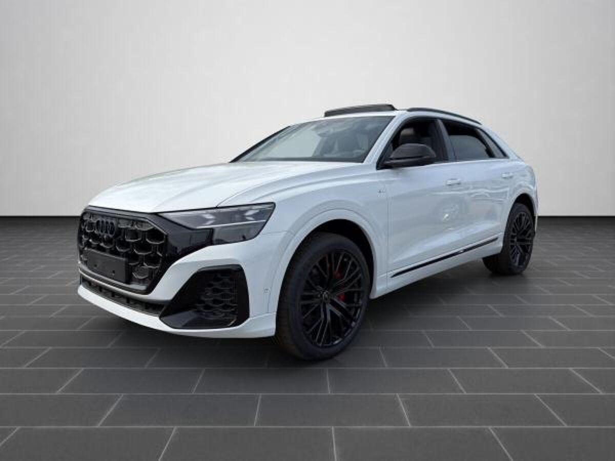 Audi Q8 SUV S line business TFSI e quattro 290 kW tiptronic bild