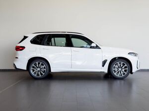 BMW X5 xDrive30d 20" M-Sport  Adap. LED Memory HiFi-sofort verfügbar!!! bild 2