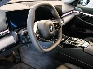 BMW 520 520i ACC RFK NAVI LED Sound Syst. PDC V+H DAB bild 7