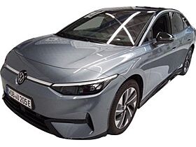 Volkswagen ID.7 Pro S - Interieur Plus und Exterieur Plus Paket + Pano / 8-fach Bereift