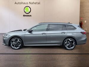 Skoda Superb Combi Sportline 2,0 TDI DSG MATRIX NAVI HUD AHK CANTON UVM bild 2