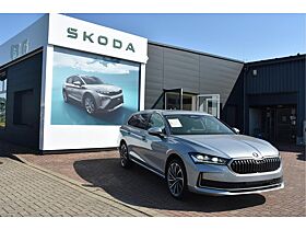 Skoda Superb Combi1.5 TSI iV DSG L&K*AHK*Pano*H.Up*uvm Skoda Superb Combi1.5 TSI iV DSG L&K*AHK*Pano*H.Up*uvm