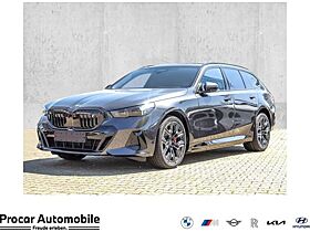 BMW i5 eDrive40 M Sport HUD PANO ACC AHK 360°KAM LM BMW i5 eDrive40 M Sport HUD PANO ACC AHK 360°KAM LM