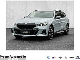 BMW 520 520d xDrive Touring * M Sportpaket * Bowers & Wilkins Sound System * Panorama Glasdach * Lenkradheiz BMW 520 520d xDrive Touring * M Sportpaket * Bowers & Wilkins Sound System * Panorama Glasdach * Lenkradheiz