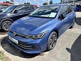 Volkswagen Golf Energy 1.5 TSI DSG Ganzjahresreifen Volkswagen Golf Energy 1.5 TSI DSG Ganzjahresreifen