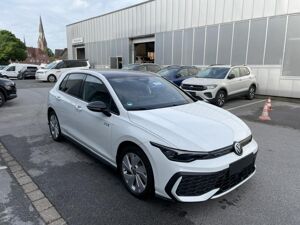 Volkswagen Golf VIII GTE BlackStyle IQ-Light Navi R-Kamera Head-up SideAssist ACC bild 7