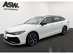 Volkswagen Passat R-Line 1.5 eHybrid DSG HEAD-UP 360°-KAMERA Volkswagen Passat R-Line 1.5 eHybrid DSG HEAD-UP 360°-KAMERA