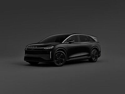 Lucid Gravity Touring