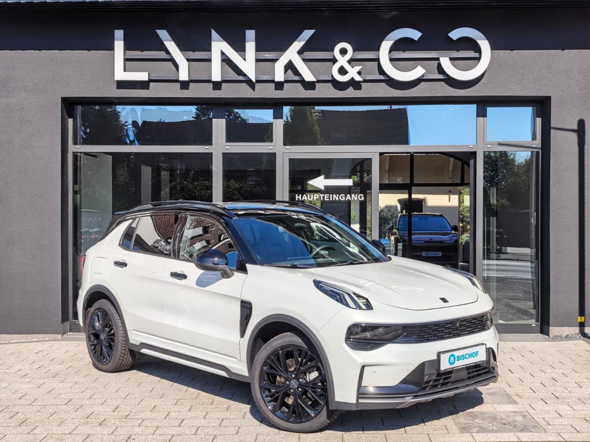 LYNK & Co 01 PHEV More - ALLE FARBEN P bild