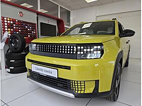 Fiat Grande Panda Elektro - La Prima - verschiedene Farben - sofort verfügbar - Navi - LED Fiat Grande Panda Elektro - La Prima - verschiedene Farben - sofort verfügbar - Navi - LED