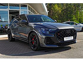 Audi RS Q8 Performance Keramik+AHK+ACC+Pano+Headup Audi RS Q8 Performance Keramik+AHK+ACC+Pano+Headup