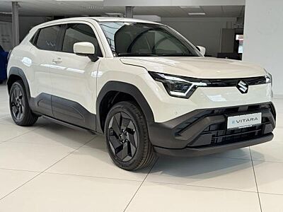 Suzuki e Vitara 49 kWh Club *Wärmepumpe*