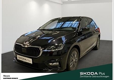 Skoda Fabia SELECTION TSI DSG SITZHEIZUNG EINPARKHILFE LED SMART-LINK
