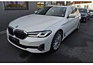 BMW 520 d Touring Luxury Line*UPE 76.990*Laser*Pano