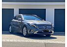 Mercedes-Benz GLA 250 /PANO/8FACH/TEMP/PDC/NAVI