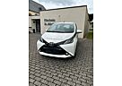 Toyota Aygo (X) Aygo (X) 1,0-l-VVT-i x-play touch x-play touch