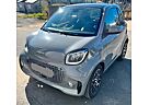 Smart ForTwo coupé 60kW EQ prime 22KW Lader voll!!!