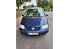 VW Sharan Volkswagen 2.0TDI Highline Highline