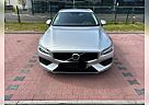 Volvo V60 T5 AWD Geartronic Momentum