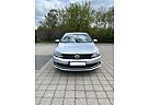 VW Jetta Volkswagen 2.0 TDI 81kW DSG BlueMotion Technology -