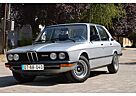 BMW 520 /6 - E12 - like new - 91500kms only