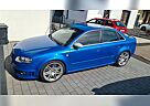 Audi RS4 4.2 quattro RS Blau Selten