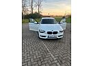 BMW 118d xDrive Sport Line Allrad *Schiebedach *2Hnd