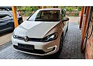 VW Golf Volkswagen e- CCS LED AID SHZ PDC Kamera Garantie 8xRad