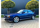 BMW M5 E34 Limousine | CHAMPAGNER | NUBUK | VOLL |