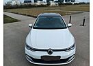 VW Golf Volkswagen 1.5 eTSI DSG 110kW Style Kamera Panorama IQ