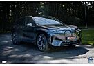 BMW iX 40 M-Sport 'P-Dach'Laser'H-Kardon'Voll'
