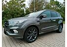 Ford Kuga 2,0 TDCi 4x4 ST-Line Sehr gepflegt + Extras
