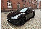 Tesla Model Y Long Range Dual Motor AWD Long Range