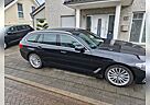 BMW 530d Touring A - Luxury Line