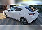 Mazda 3 2.0 SKYACTIV-G M-Hybrid 150 -