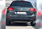 VW Touareg Volkswagen 3.0 V6 TDI Tiptr Exclusive BMT Terra...