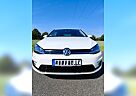 VW Golf Volkswagen e- e-