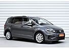 VW Touran Volkswagen R-Line+LED+Automatik+Panorama+Massage+AHK