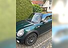 Mini Cooper Cabrio - Cooper grün, Leder + Klima