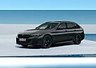 BMW 530d xDrive Touring/19"/Pano/AHK/ACC/Park.Assist